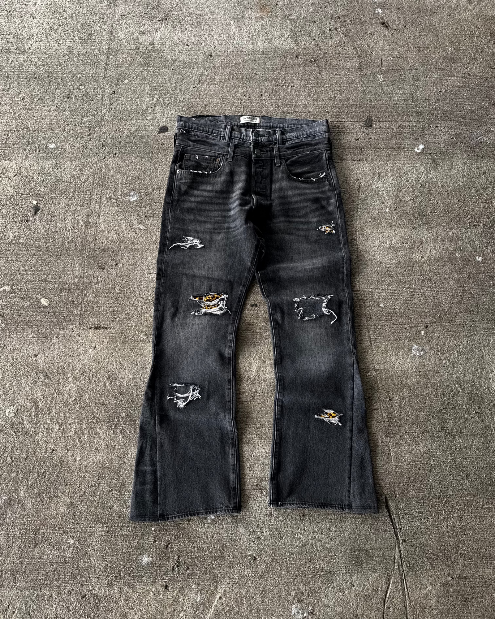 DV PANTHER JEANS (W32 × L30)