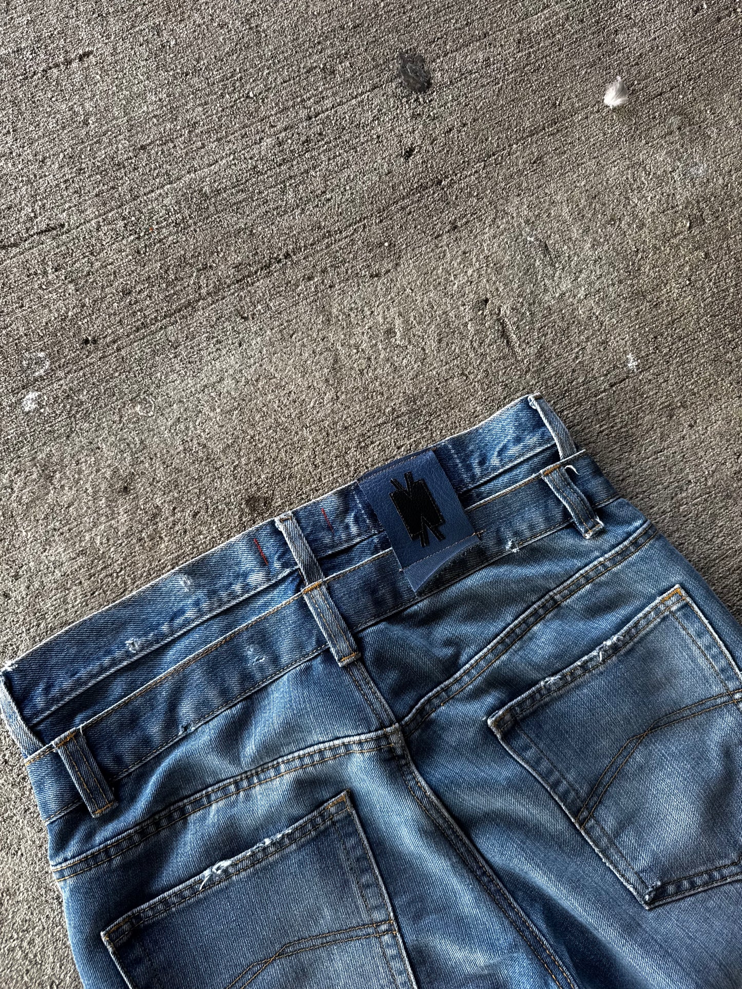 DV SCUF JEANS (W33 × L32)